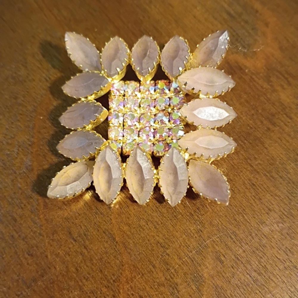 Vintage Aurora Borealis Pink Frosted Brooch 2 Inches